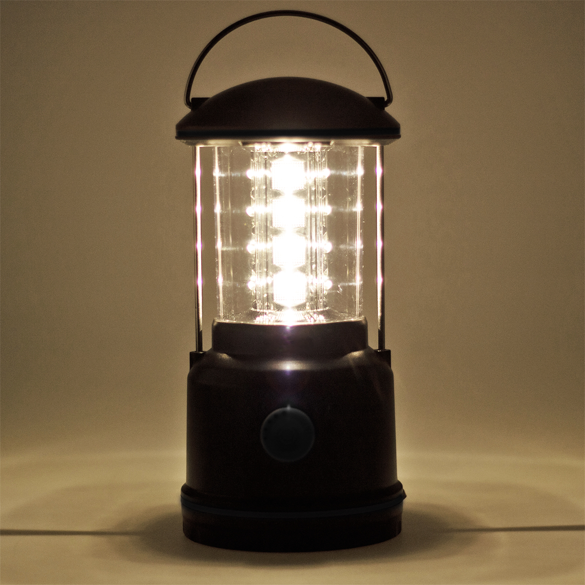 20W LED lantern | 660 lumens | battery operated | 13h &amp; 18m